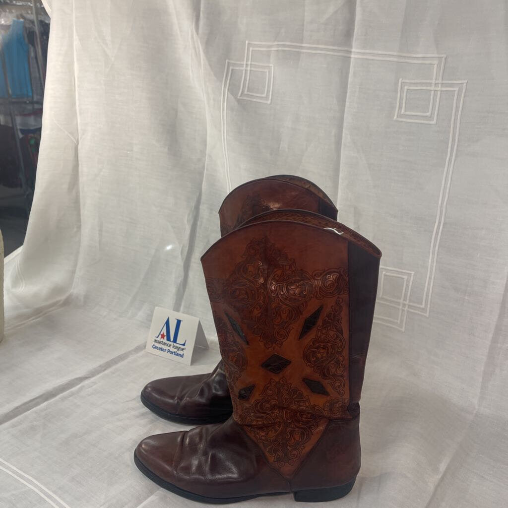 Lorenzo Banfi Women's Flat Boot Very Good Condition