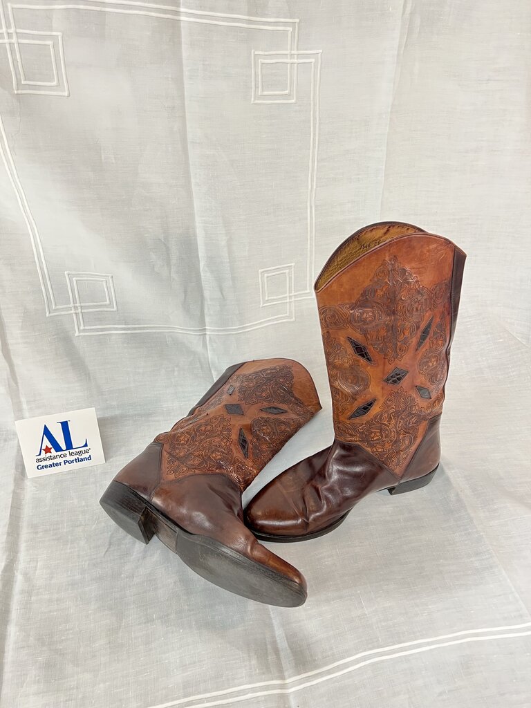 Lorenzo Banfi Womens Flat Boot Excellent Condition