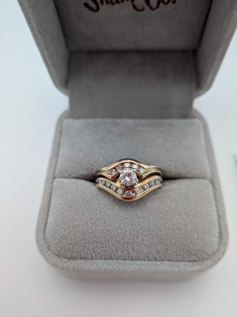 Wedding set in 14K Yellow Gold with Round Diamonds, Size 5 - appraisal available
