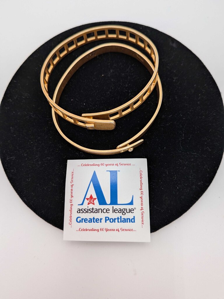 Classic bangle set in goldtone metal from Madewell.