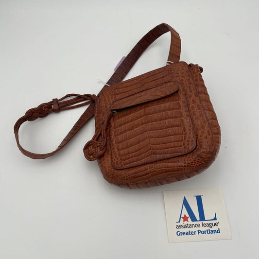 Nancy Gonzalez Crocodile Messenger