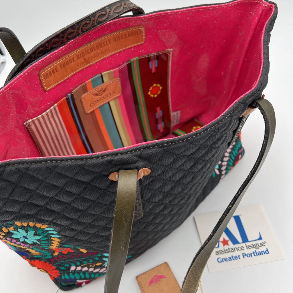 Viva Consuela embroidered market tote